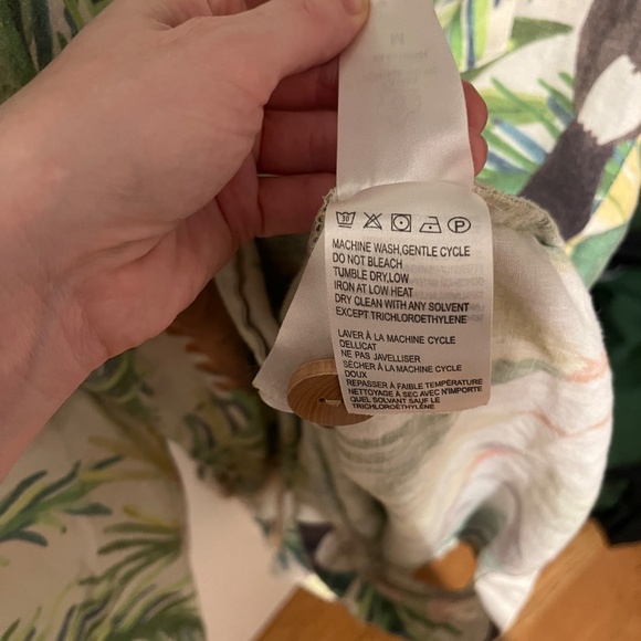 FARM RIO 100% LINEN JUMPSUIT Romper shorts long sleeve LEAVES TROPICAL M READ - Picture 9 of 12